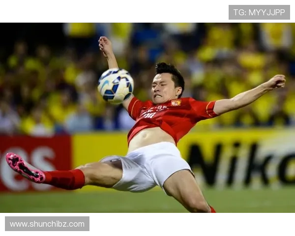 足球明星提前退役背后的故事与人生选择探讨