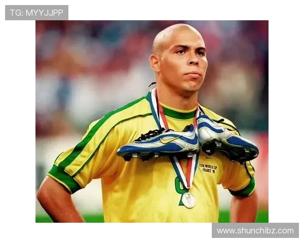 历史上最伟大的足球明星盘点他们的传奇成就与影响力